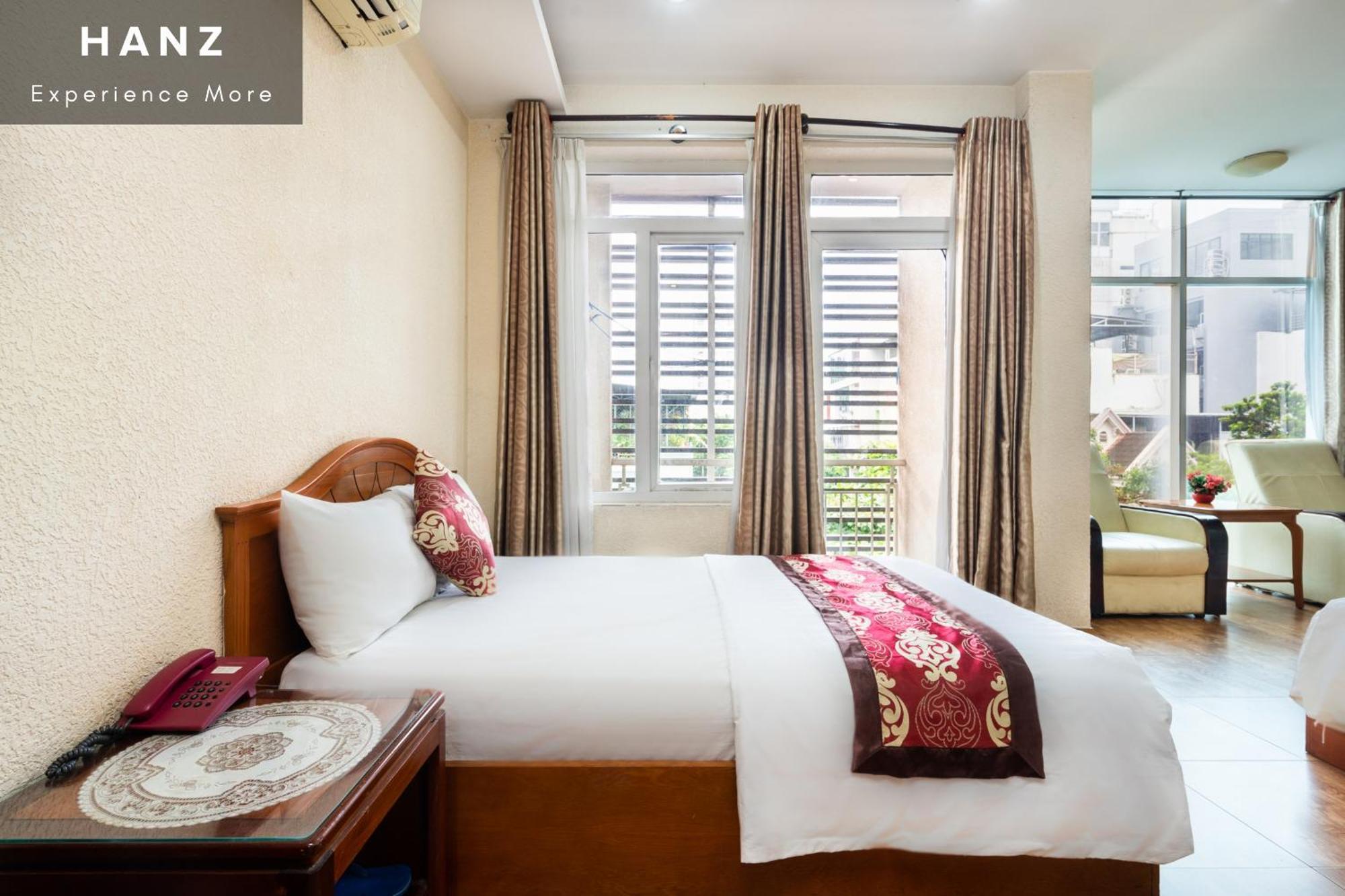 Queen Airport Hotel 호치민 외부 사진